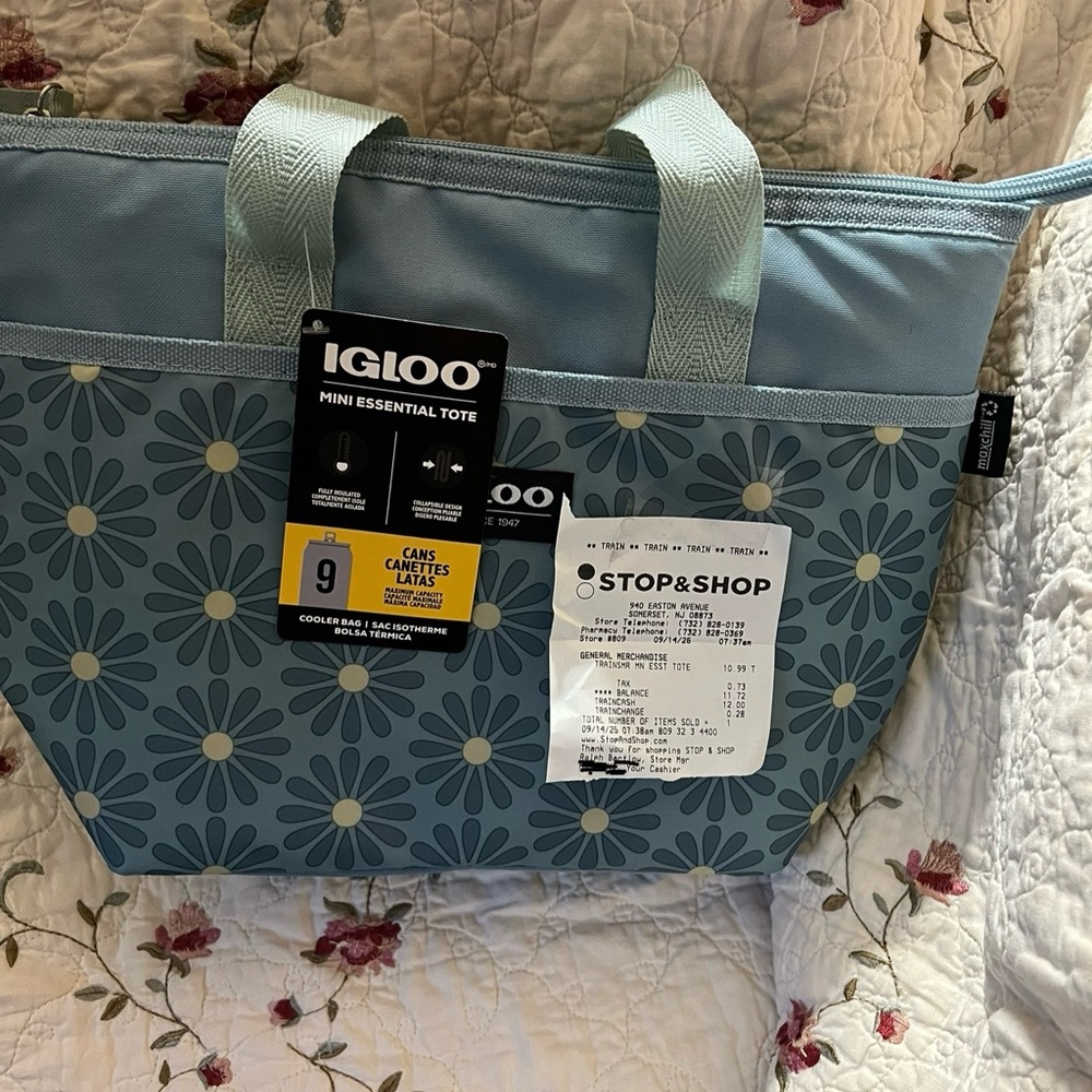 Igloo Light Blue Daisy Tote Bag